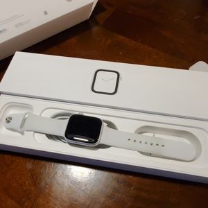 Apple Watch Series 4! 44mm!